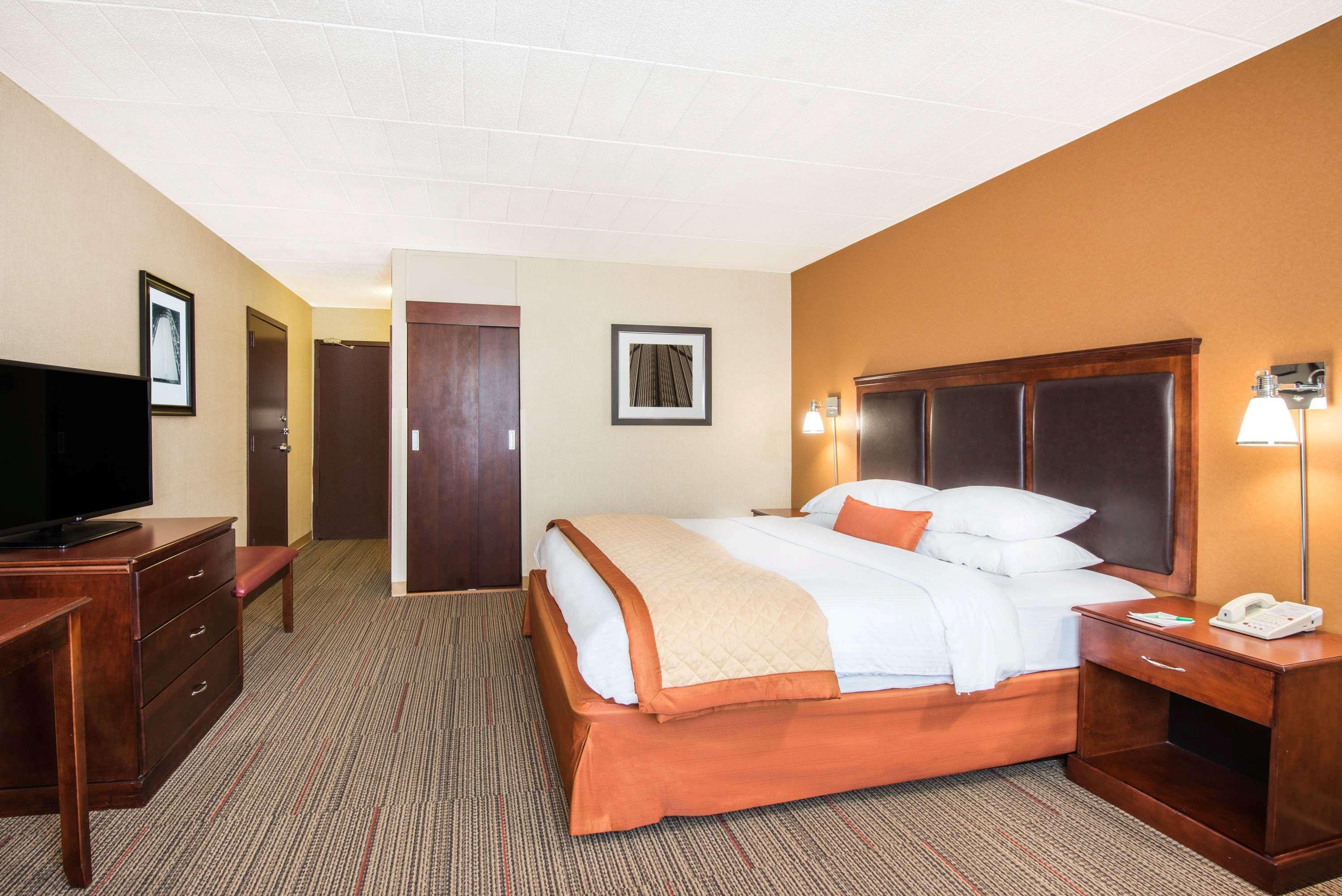 Wyndham Garden Inn Pittsburgh Airport Robinson Township  Exterior photo